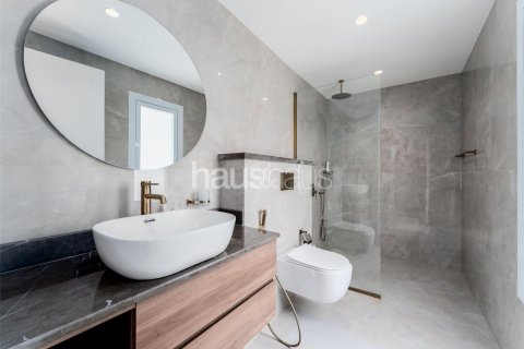 Vila v Jumeirah Golf Estates, Dubai, SAE 5 ložnice, 562 m² Č.: 626200 - fotografie 21