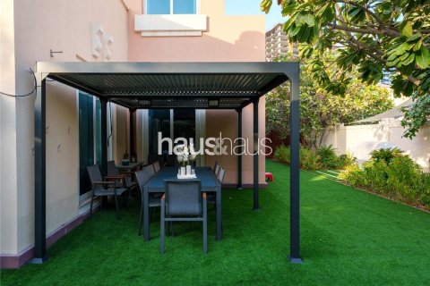 Vilë në Dubai Sports City, Emiratet e Bashkuara Arabe 5 dhoma gjumi, 325 m2. № 626198 - Foto 28