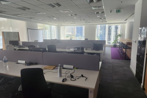 Office in Downtown Dubai (Downtown Burj Dubai), UAE 539.2 sq.m. № 624413 - photo 5