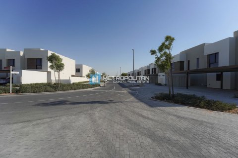 Townhouse on the Yas Island, Abu Dhabi, UAE 3 bedrooms, 166 sq.m. № 594350 - photo 5