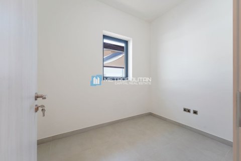 Townhouse on the Yas Island, Abu Dhabi, UAE 3 bedrooms, 166 sq.m. № 594350 - photo 13