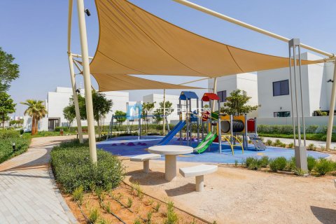 Townhouse on the Yas Island, Abu Dhabi, UAE 3 bedrooms, 166 sq.m. № 594350 - photo 26