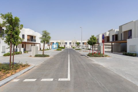 Townhouse on the Yas Island, Abu Dhabi, UAE 3 bedrooms, 166 sq.m. № 594350 - photo 25