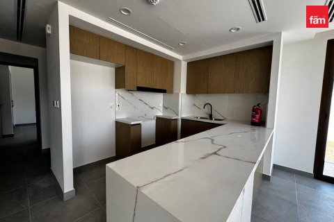 Shtëpi në qytet në Dubai, Emiratet e Bashkuara Arabe 4 dhoma gjumi, 231.2 m2. № 589784 - Foto 2