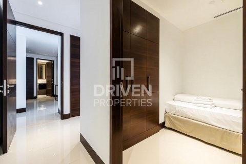 Apartmen di Downtown Dubai (Downtown Burj Dubai), Dubai, UAE 5 bilik tidur, 291 meter persegi № 602445 - foto 20