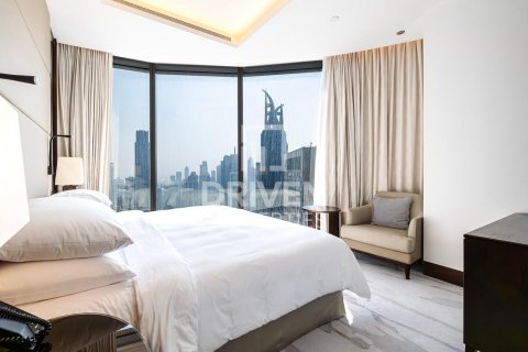 Apartmen di Downtown Dubai (Downtown Burj Dubai), Dubai, UAE 5 bilik tidur, 291 meter persegi № 602445 - foto 15