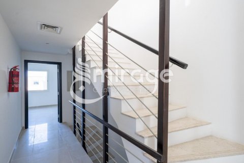 Al Reef, Abu Dhabi, BAE’de satılık townhouse 3 yatak odası, 173.9 m&sup2; No 596890 - fotoğraf 3