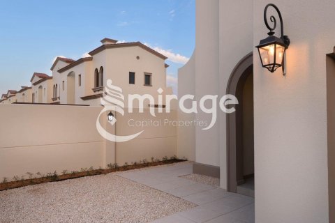 Townhouse in Khalifa City, Abu Dhabi, UAE 3 bedrooms, 171.7 sq.m. № 596888 - photo 10