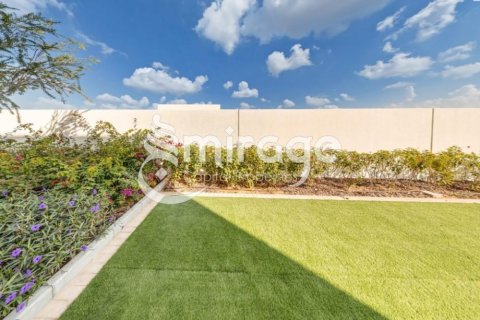 Vilë në Abu Dhabi, Emiratet e Bashkuara Arabe 6 dhoma gjumi, 841.1 m2. № 596889 - Foto 12