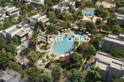 Land on the Saadiyat Island, Abu Dhabi, UAE 826 sq.m. № 596887 - photo 1