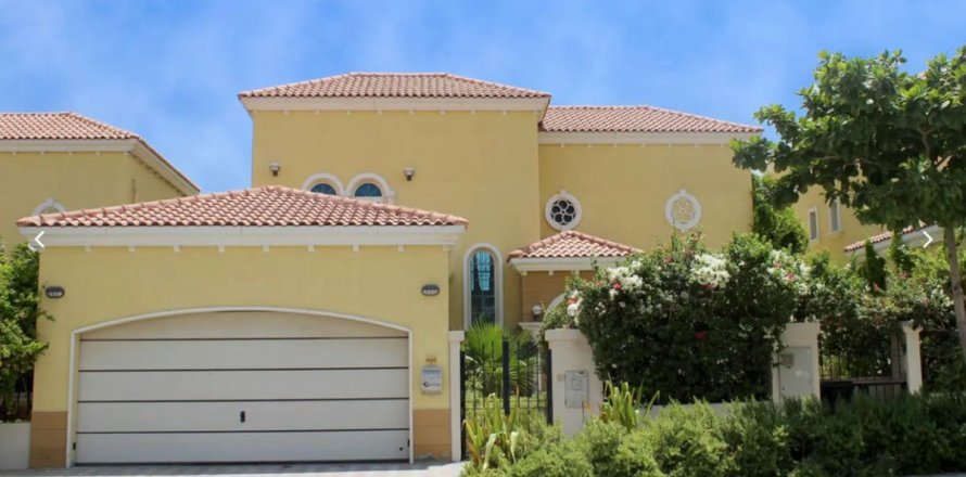 Vilë në Dubai, Emiratet e Bashkuara Arabe 3 dhoma gjumi, 520.4 m2. № 577907