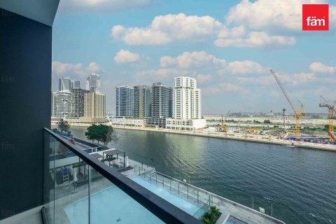 Apartment in Business Bay, Dubai, UAE 51 sq.m. № 622196 - photo 6
