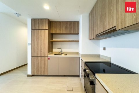 Apartmen di Business Bay, Dubai, UAE 2 bilik tidur, 102.2 meter persegi № 622195 - foto 4