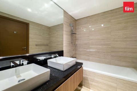 Apartmen di Business Bay, Dubai, UAE 2 bilik tidur, 102.2 meter persegi № 622195 - foto 13