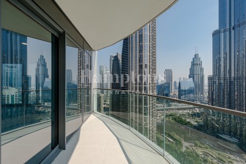 Apartment in Downtown Dubai (Downtown Burj Dubai), UAE 3 bedrooms, 172.92964420 sq.m. № 583888 - photo 16
