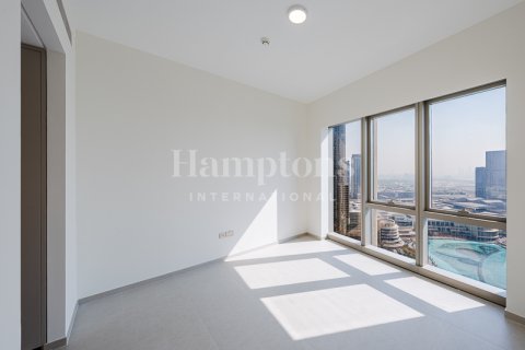 Apartment in Downtown Dubai (Downtown Burj Dubai), UAE 3 bedrooms, 172.92964420 sq.m. № 583888 - photo 13