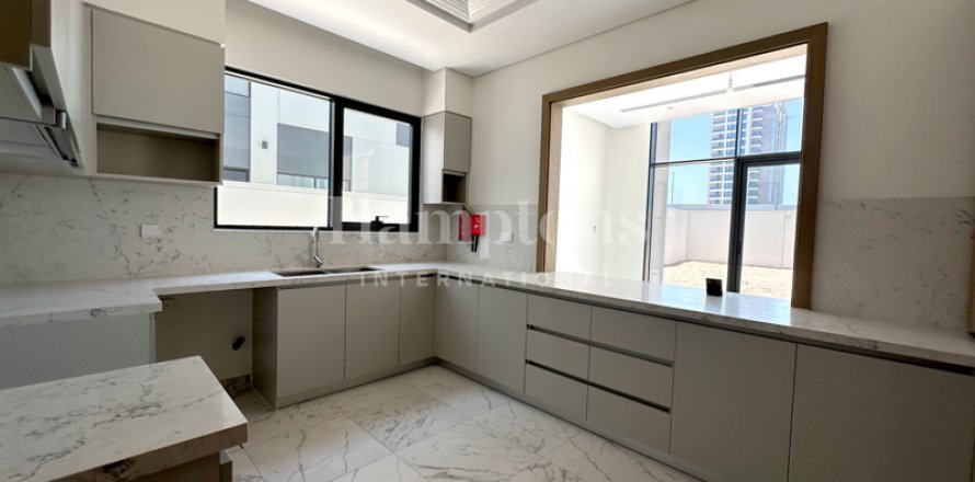 Villa à Al Furjan, Dubai, EAU: 4 chambres, 547.477 m2 № 583887