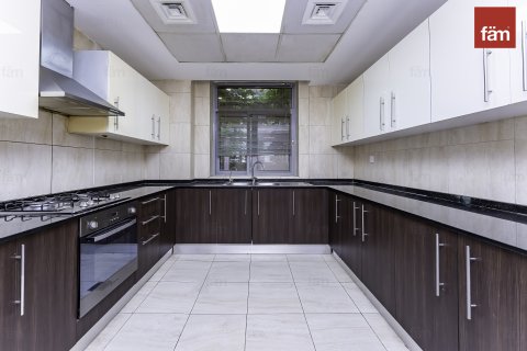Apartman u Al Furjan, Dubai, UAE 2 spavaćih soba, 195.9 m2 Br. 622943 - fotografija 12