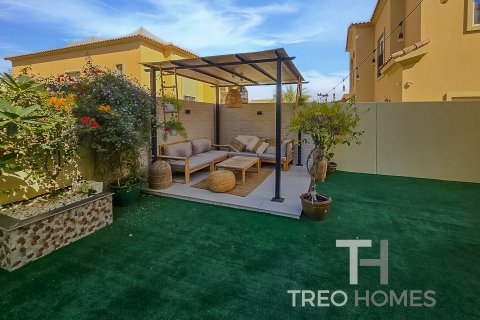Vilë në Dubai, Emiratet e Bashkuara Arabe 3 dhoma gjumi, 325 m2. № 586419 - Foto 24