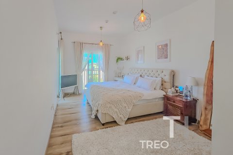 Vilë në Dubai, Emiratet e Bashkuara Arabe 3 dhoma gjumi, 325 m2. № 586419 - Foto 8