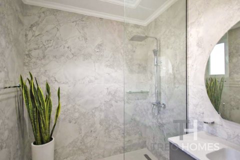 Vilă de închiriat în Palm Jumeirah, Dubai, EAU 4 dormitoare, 465 mp.  №586499 - poză 10