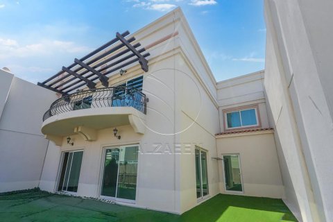 Vila v Abu Dhabi, SAE 4 ložnice, 352 m² Č.: 615320 - fotografie 1