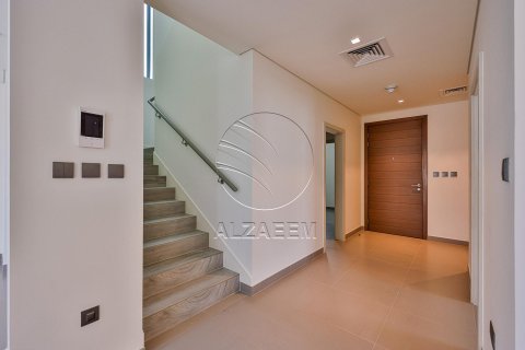 Vila na Yas Island, Abu Dhabi, SAE 4 ložnice, 315 m² Č.: 615321 - fotografie 5