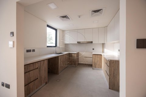 Vila na Yas Island, Abu Dhabi, SAE 4 ložnice, 315 m² Č.: 615319 - fotografie 9
