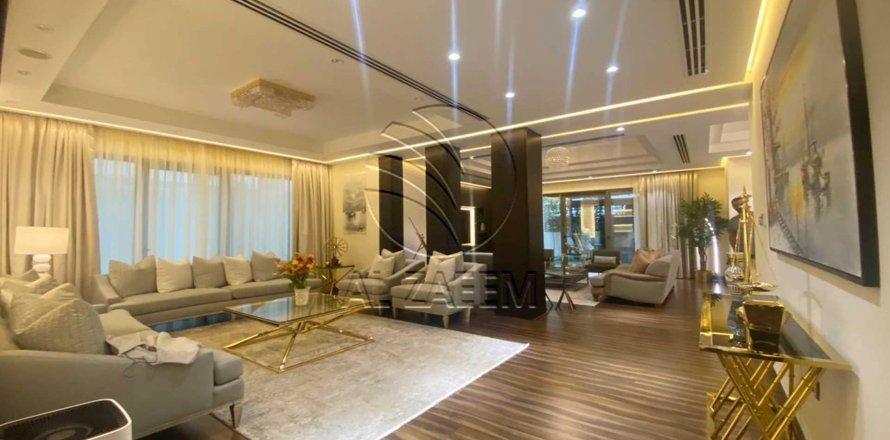 Villa asukohaga Al Bateen, Abu Dhabi, AÜE: 4 magamistoaga, 390 m² Nr 615054