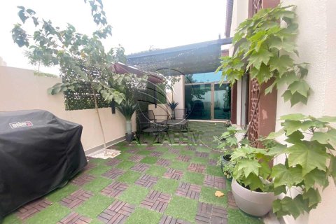 Müüa villa asukohaga Al Bateen, Abu Dhabi, AÜE: 4 magamistoaga, 390 m² Nr 615054 - pilt 16