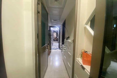 Müüa villa asukohaga Al Bateen, Abu Dhabi, AÜE: 4 magamistoaga, 390 m² Nr 615054 - pilt 14