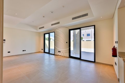 Vilë në Ghantoot, Abu Dhabi, Emiratet e Bashkuara Arabe 3 dhoma gjumi, 186 m2. № 615055 - Foto 5