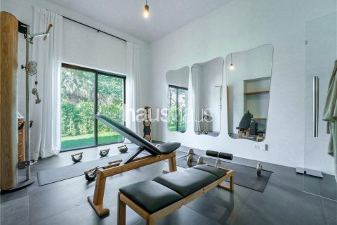 Villa in Dubai Investment Park, UAE 4 bedrooms, 390 sq.m. № 625210 - photo 20
