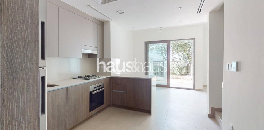 Řadový dům v Tilal Al Ghaf, Dubai, SAE 3 ložnice, 140 m² Č.: 625214