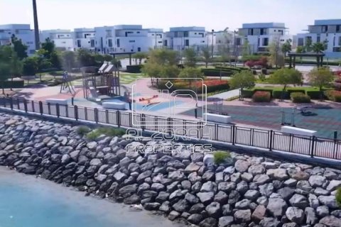 Vila v SUN ISLAND v Sharjah Waterfront City, SAE 5 ložnice, 286 m² Č.: 589210 - fotografie 2