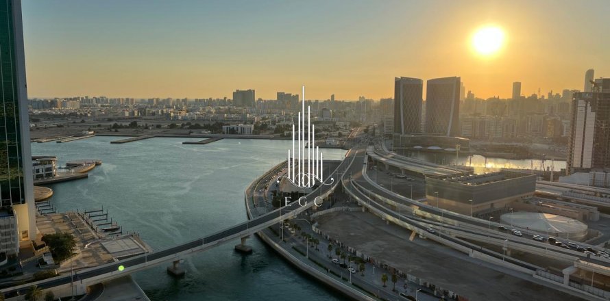 Apartment in Al Reem Island, Abu Dhabi, UAE 2 bedrooms, 191.9 sq.m. № 590878