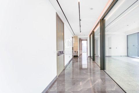 Apartment in Dubai Internet City, UAE 4 bedrooms, 447 sq.m. № 593353 - photo 12