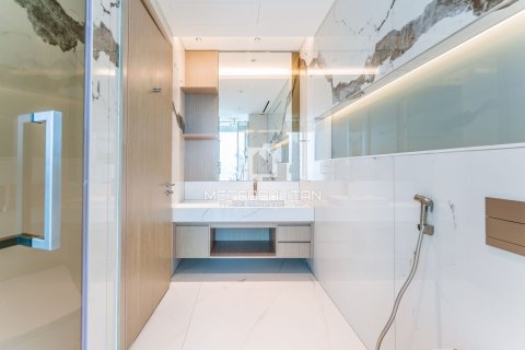 Apartment in Dubai Internet City, UAE 4 bedrooms, 447 sq.m. № 593353 - photo 24