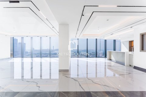 Apartment in Dubai Internet City, UAE 4 bedrooms, 447 sq.m. № 593353 - photo 2