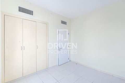 Villa in The Lakes, Dubai, UAE 3 bedrooms, 265 sq.m. № 601612 - photo 13