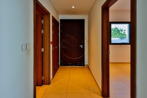 Duplex zur Miete in Yas Island, Abu Dhabi, VAE 4 Schlafzimmer, 471 m2 Nr. 615144 - Foto 10