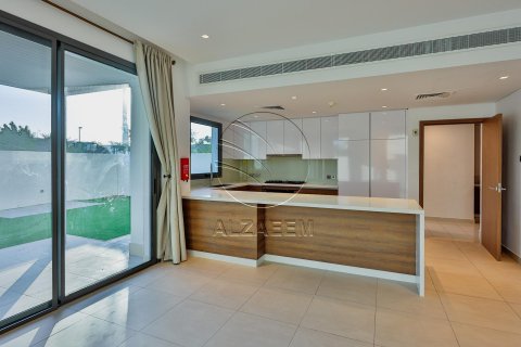 Duplex zur Miete in Yas Island, Abu Dhabi, VAE 4 Schlafzimmer, 471 m2 Nr. 615144 - Foto 11