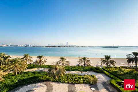 Hotel Apartamento en alquiler en Palm Jumeirah, Dubai, EAU 3 dormitorios, 223.3 m2 № 568399 - foto 1