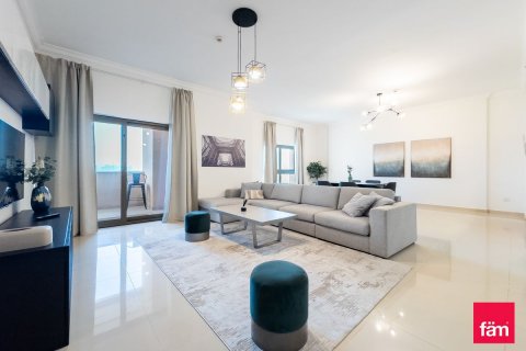 Hotel Apartamento en alquiler en Palm Jumeirah, Dubai, EAU 3 dormitorios, 223.3 m2 № 568399 - foto 4