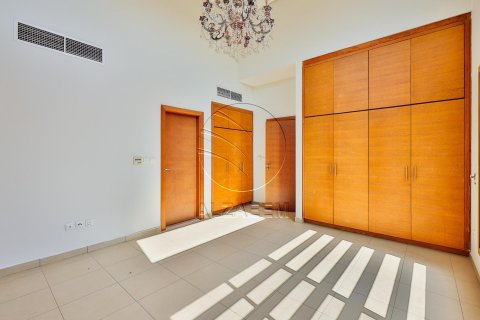 Vila v Abu Dhabi, SAE 5 ložnice, 534 m² Č.: 615159 - fotografie 13
