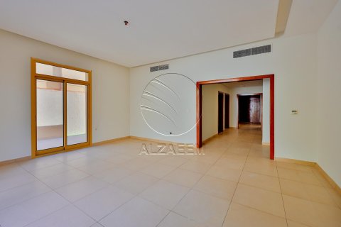 Vila v Abu Dhabi, SAE 5 ložnice, 534 m² Č.: 615159 - fotografie 2