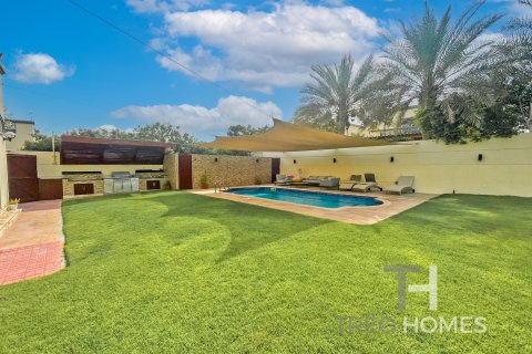Vila v Jumeirah Park, Dubai, SAE 4 ložnice, 403 m² Č.: 595516 - fotografie 3