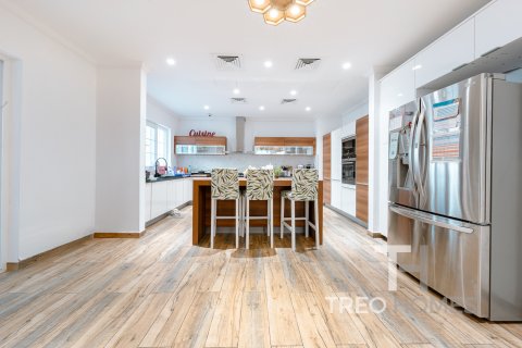 Müüa villa asukohaga Arabian Ranches, Dubai, AÜE: 6 magamistoaga, 950 m² Nr 595512 - pilt 14