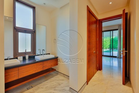 Vila na Saadiyat Island, Abu Dhabi, SAE 5 ložnice, 848 m² Č.: 616058 - fotografie 12