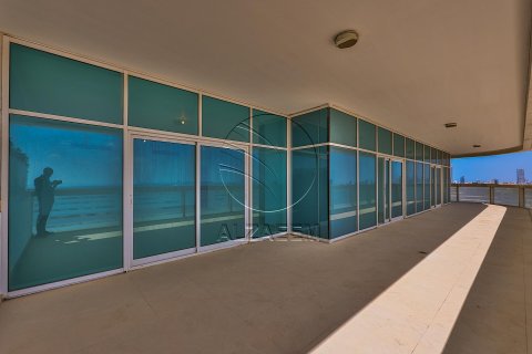 Üürile anda korter asukohaga Al Khalidiya, Abu Dhabi, AÜE: 2 magamistoaga, 124 m² Nr 616057 - pilt 2